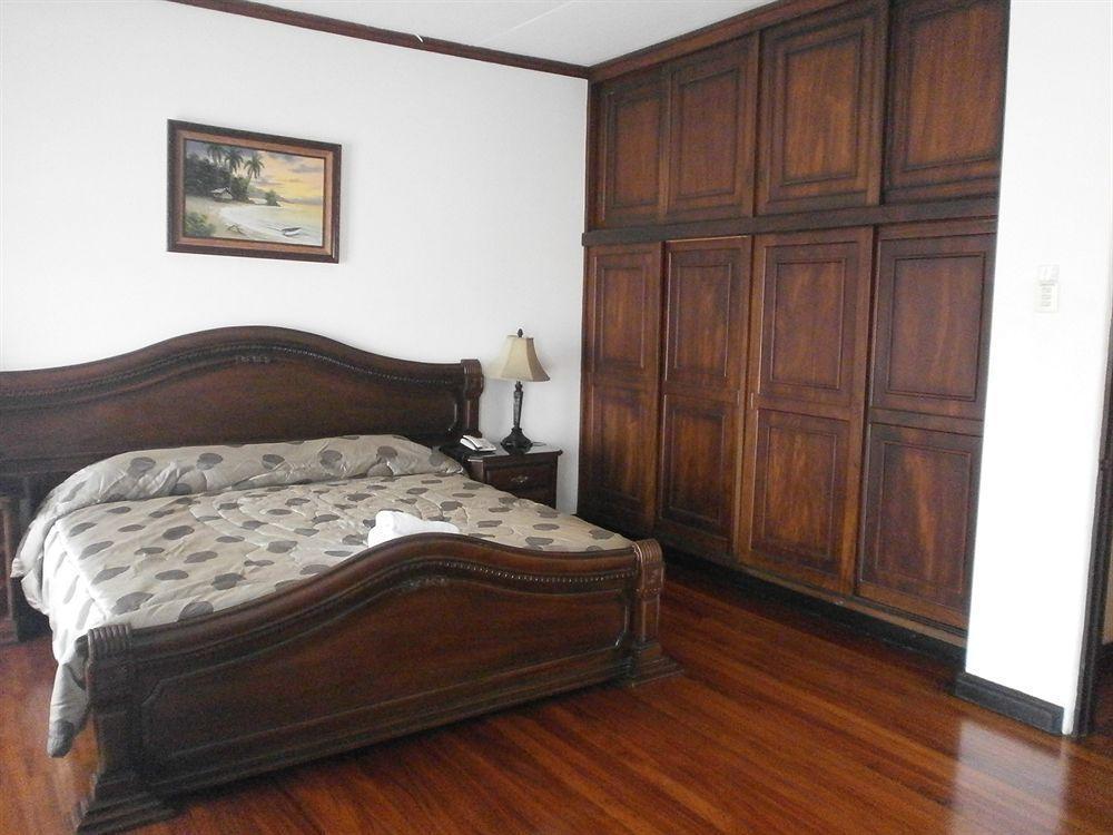Colonial 3* San José